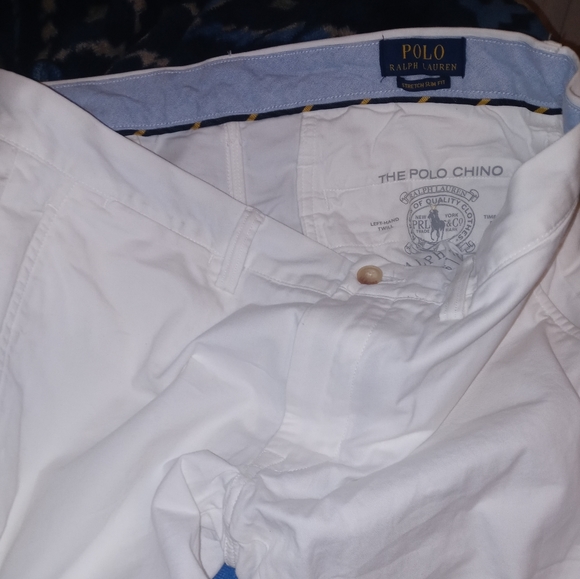 Clothes - Picture 4 of 4